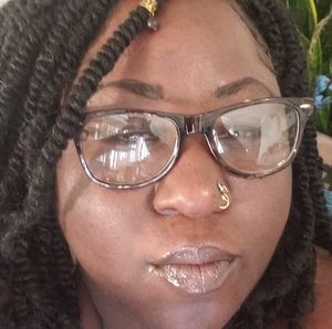 Meet your Posher, Tiosha